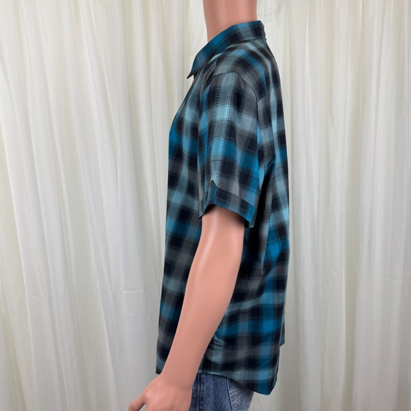 Men's Calvin Klein Short Sleeves Plaid Button Up Shirt Blue Size XL - Picture 8 of 12